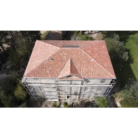 Entreprise spécialisée en travaux de toitures, rénovation de toitures à Ollioules dans le var 83