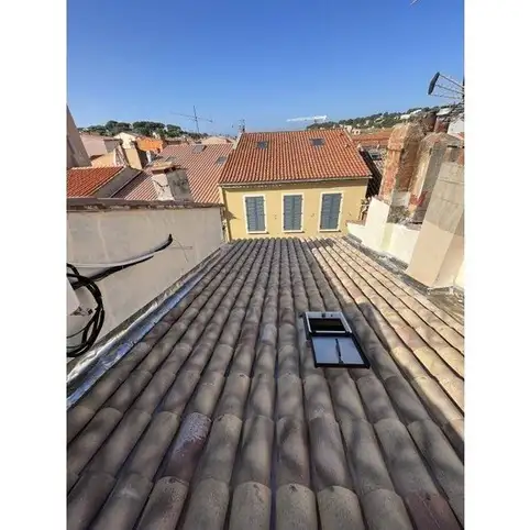 Rfection de Toiture  Sanary-sur-Mer, Transformation russie de tuiles Canal en plaques sous tuiles