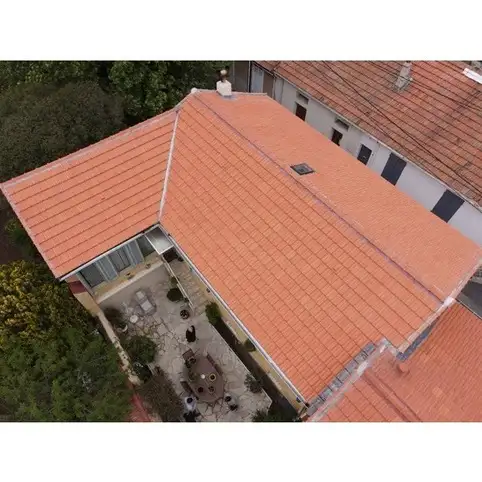 Obtenir un devis gratuit pour la rfection d'une toiture  Toulon dans le var 83.