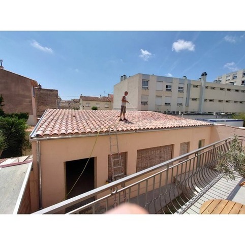 Socit spcialise en travaux de toitures pour le changement de votre toit  La Seyne sur mer dans le var 83