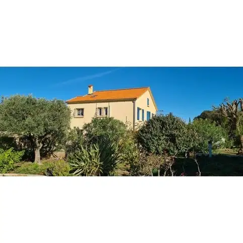 Devis gratuit pour la rfection d'une toiture en tuile plates de Marseille  la Seyne sur mer var 83