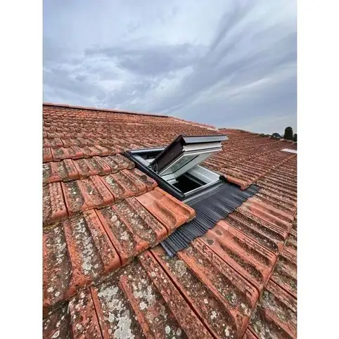 INSTALLATION DE FENETRE DE TOIT A LA SEYNE SUR MER DANS LE VAR 83