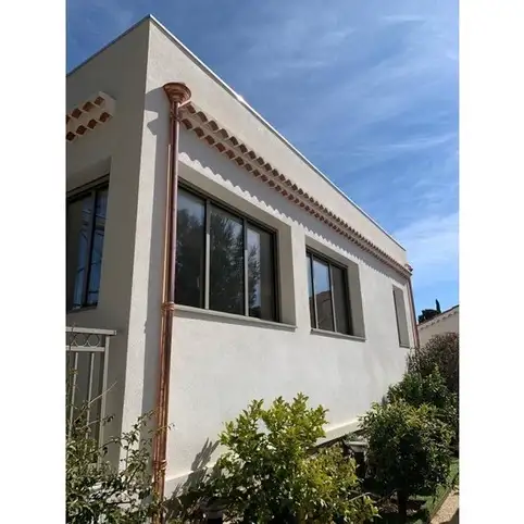 Installation de gouttires sur mesure  ollioules dans le var 83
