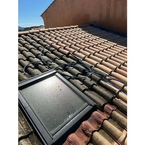 Entreprise d'entretien de toiture par TERMI SUD COUVERTURES  Toulon dans le var 83