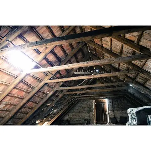 Nos travaux de traitement prventif et curatif sur charpente couvreur Toulon