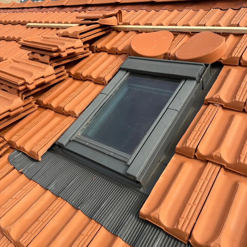 Remplacement de Velux à Toulon : Améliorez votre confort et votre isolation