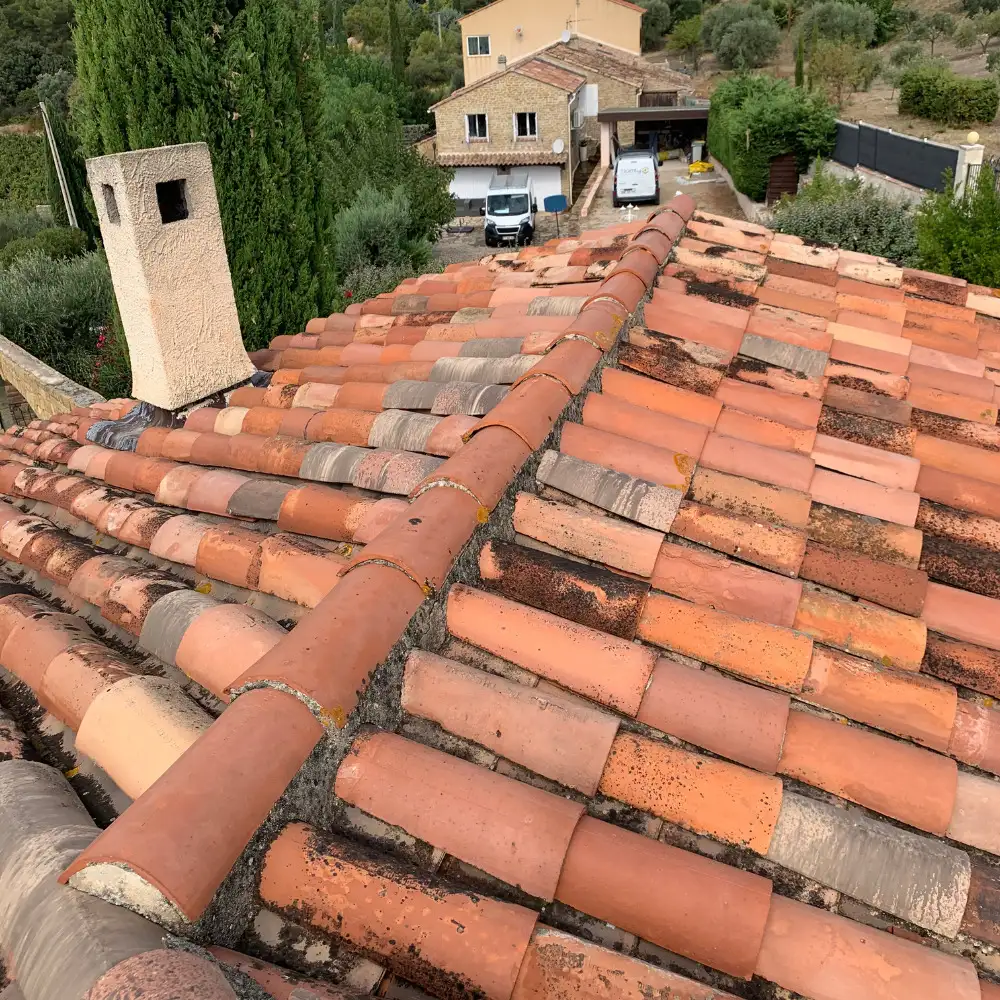 À Toulon, redonnez vie à votre toiture grâce à une réparation ciblée
