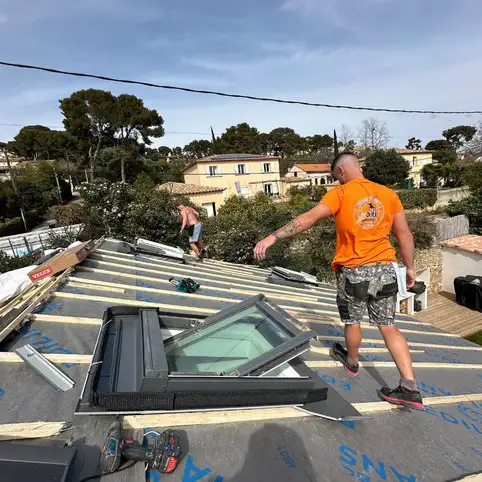 Cr�ation et installation de V�lux � Toulon : apporter de la lumi�re