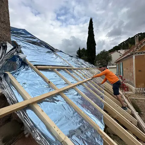 R�fection de toiture � Toulon : s�curiser durablement votre habitation