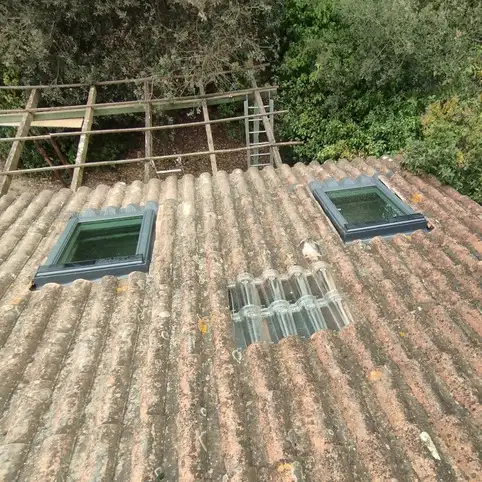 Cr�ation de V�lux � Toulon : transformer vos combles en espace lumineux