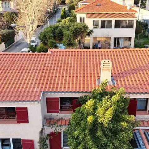 R�fection de toiture � Toulon : tuile,ardoise ou bac acier quel mat�riau choisir