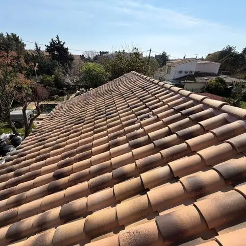 R�fection de toiture � Toulon : avant et apr�s, le r�sultat d'un chantier 