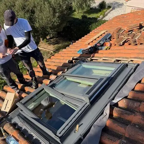 Cr�er une verri�re en toiture � Toulon : le grand format VELUX FK06 chez vous